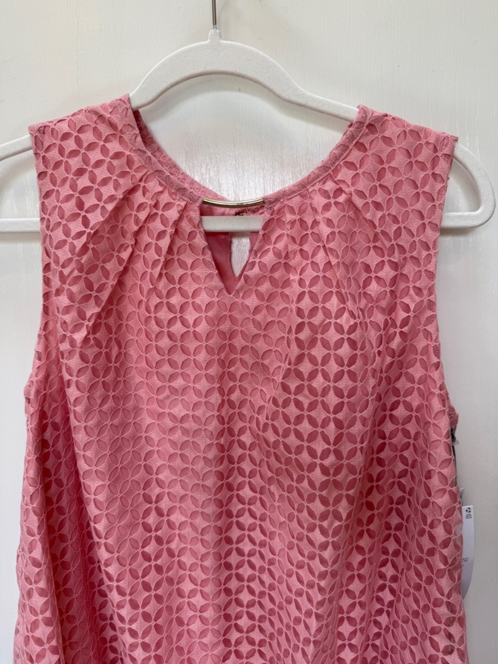 NWT Liz Claiborne Pink Lace Sleeveless Blouse Top Medium Feminine Chic - Picture 6 of 16